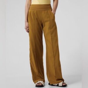 Athleta Venice Wide Leg Pants in Brass Yellow